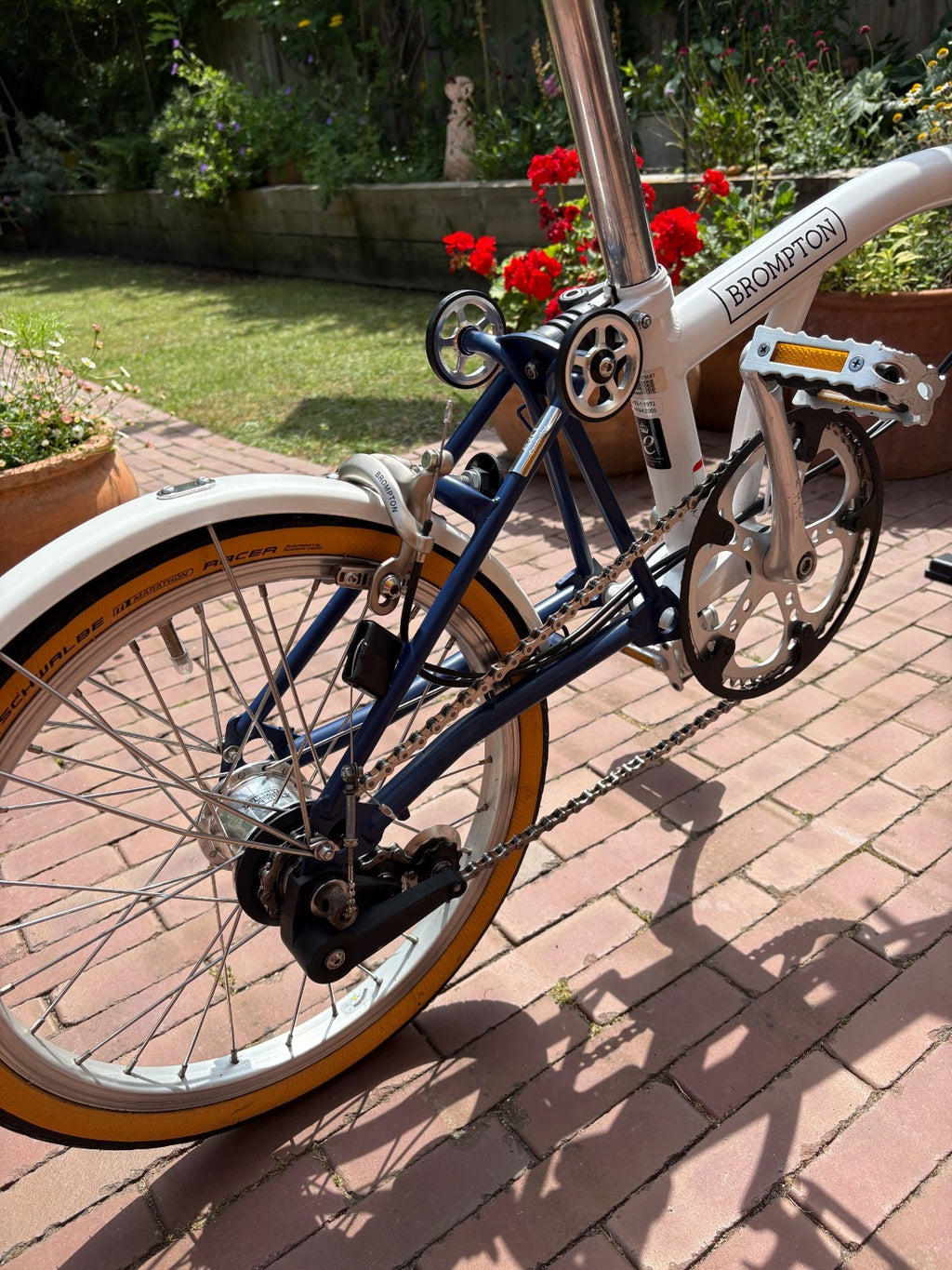 ARCC Electric Brompton Jubilee Limited Edition w/Carradice 25L City Folder Bag