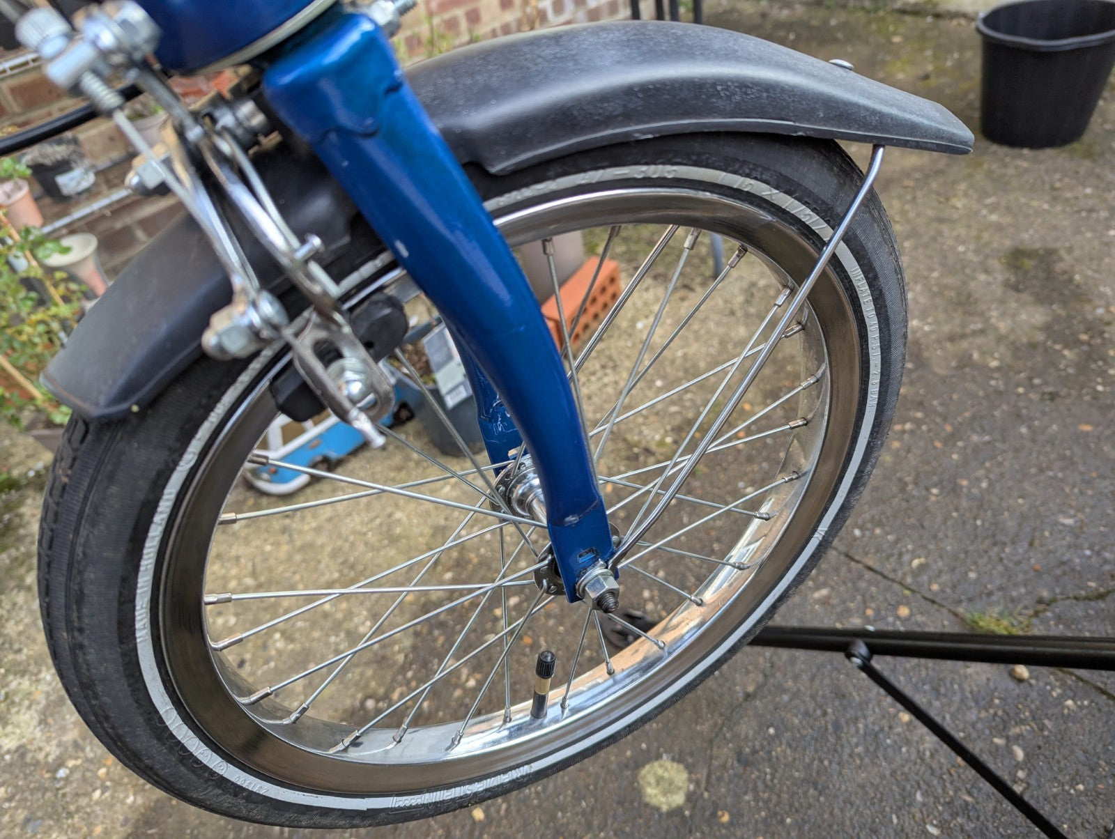 Vintage Dahon Classic III Folding Bike – 3-Speed Sturmey Archer (Blue)