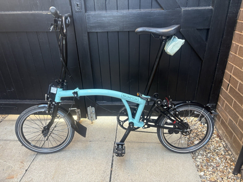 Brompton folding bike 6 speed c line black edition Turkish green - extras