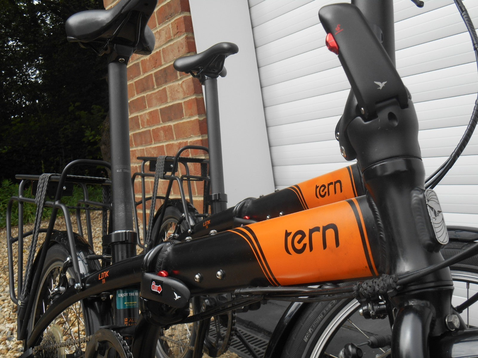 Tern link D8 Folding Bikes 20inch 8 speed much loved and well maintained