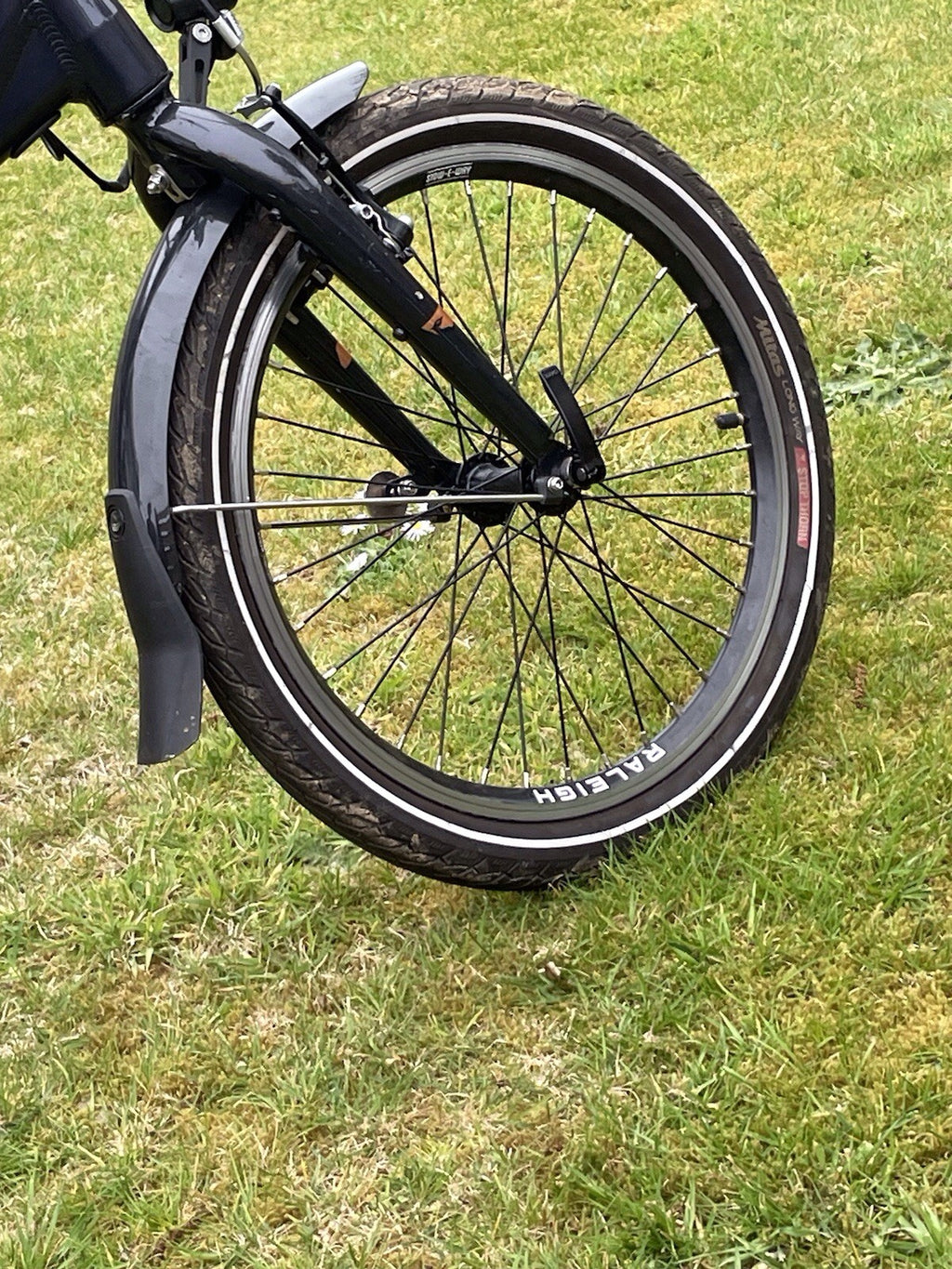 Rayleigh Trans X Folding Light Weight Bicycle 20 Inch Wheels Great Condition