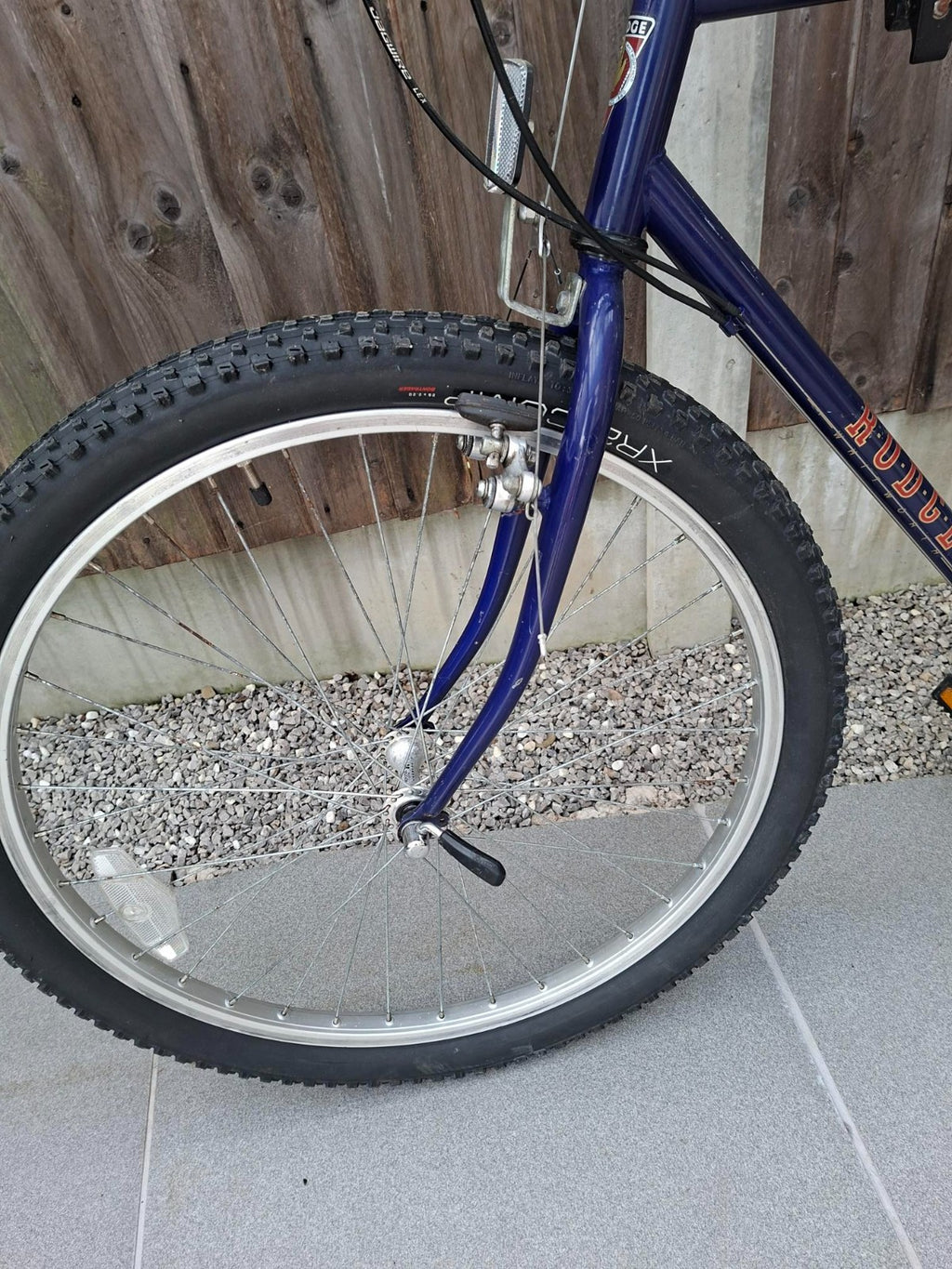 Bicycle Mens Medium FOLDING Bi- Frame!