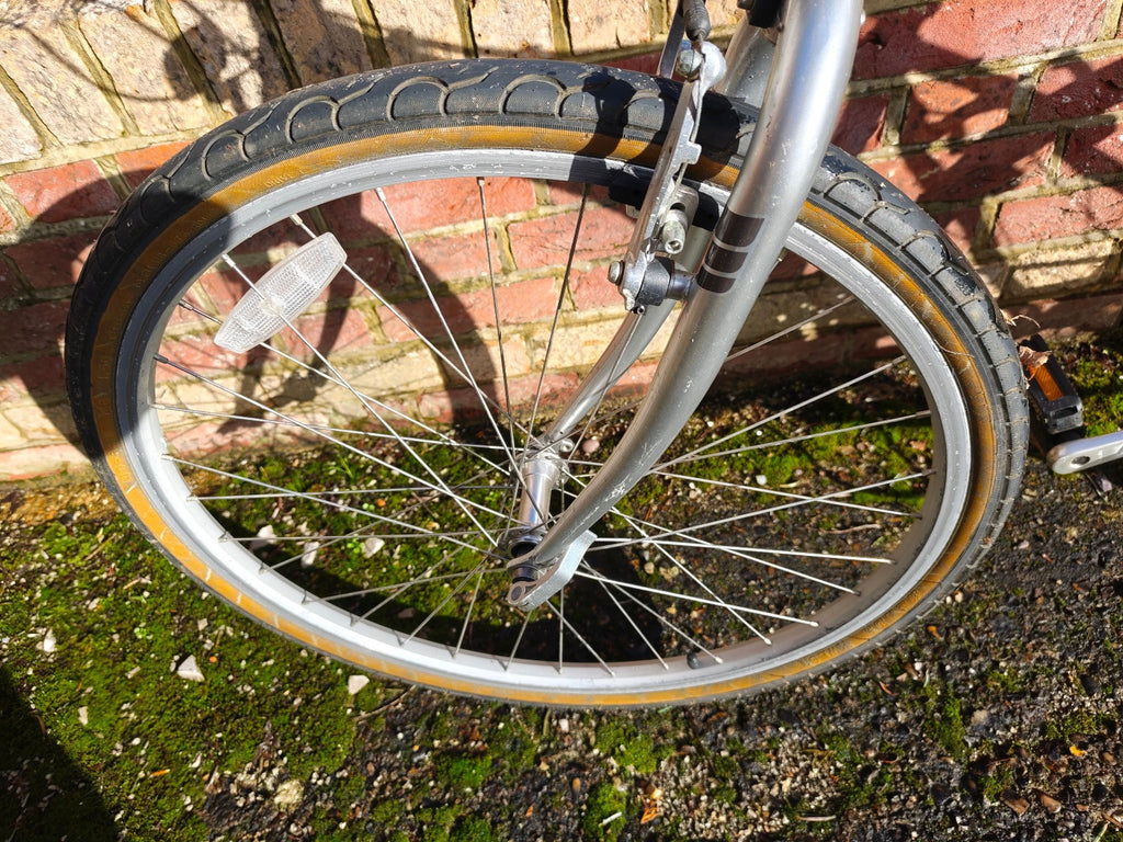 Dahon Espresso Folding Bike 26in silver