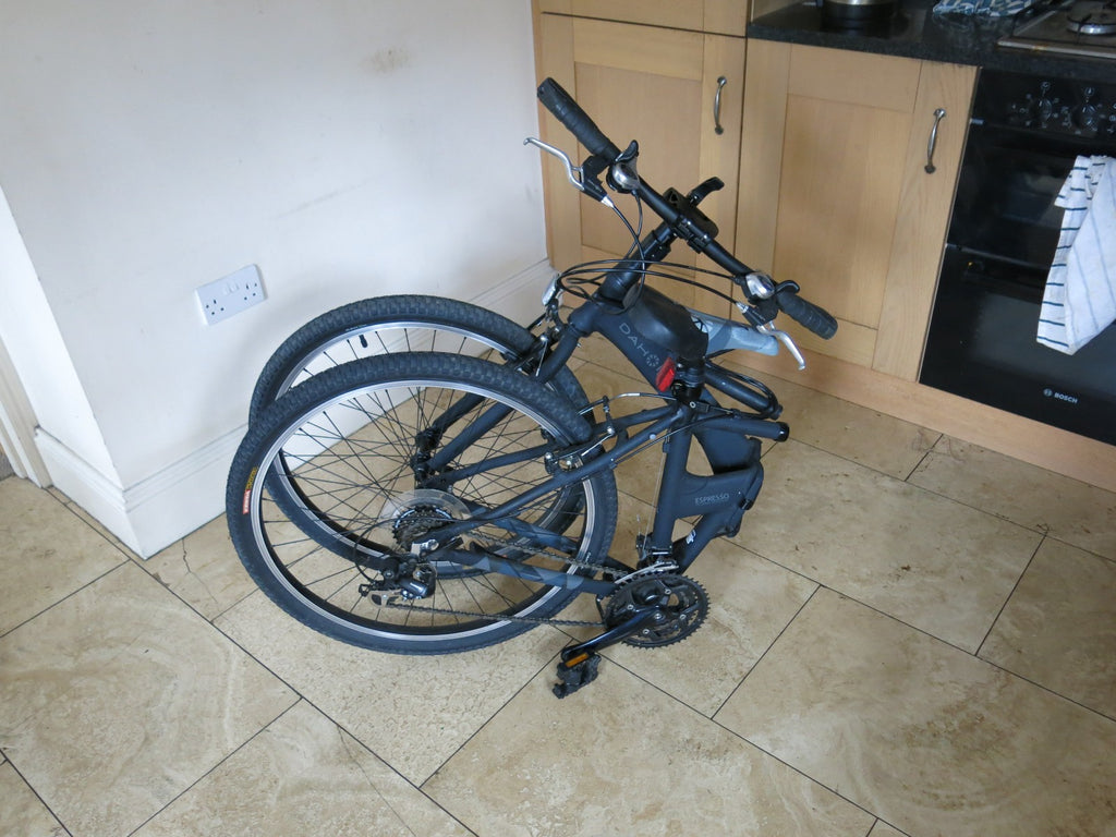 Dahon Espresso Folding Bike Black  Aluminium Frame 26 inch wheels