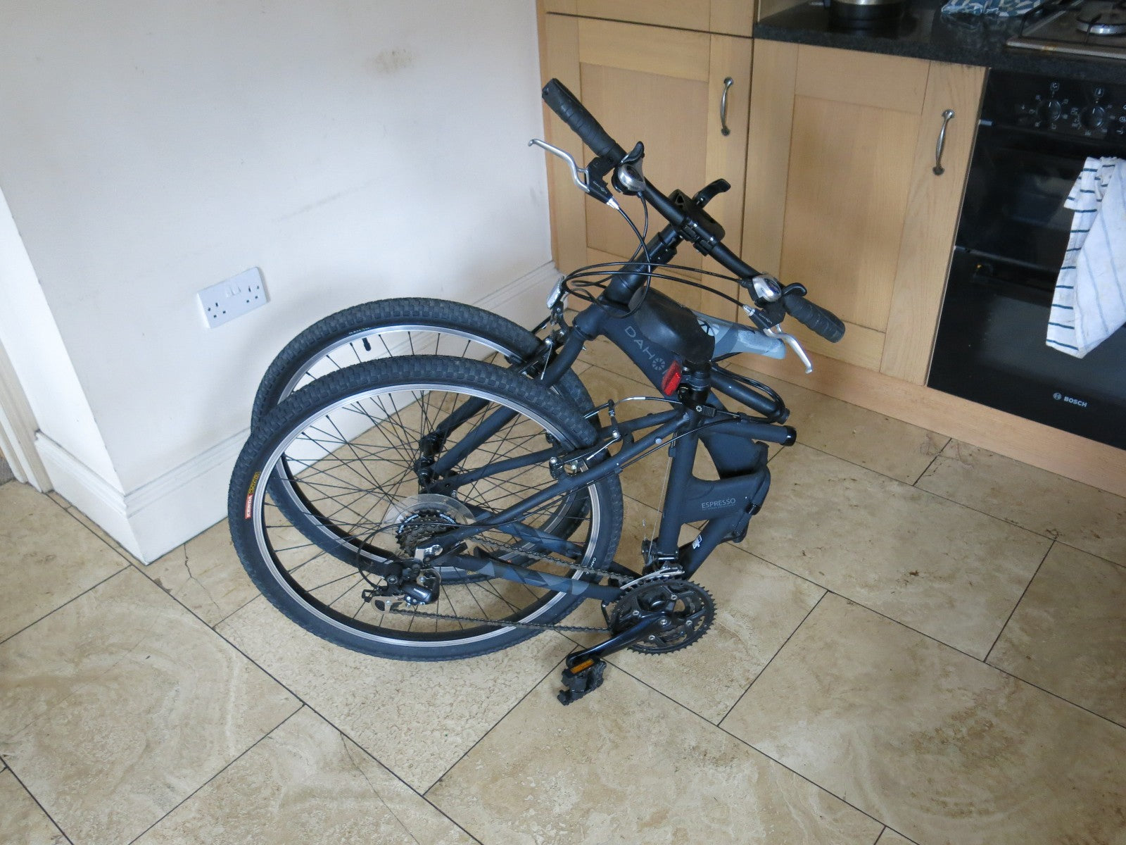 Dahon Espresso Folding Bike Black  Aluminium Frame 26 inch wheels