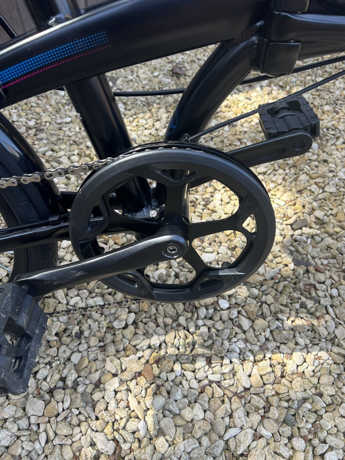 TERN LINK B8 8 SPEED FOLDING BICYCLE IN BLACK IN EXCELLENT CONDITION