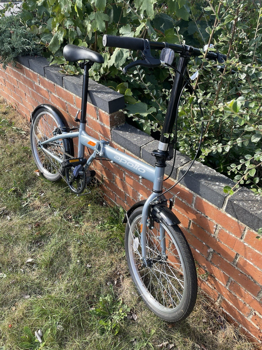 Apollo Tuck 20" Folding Bike, Single Speed, Used 5 times.