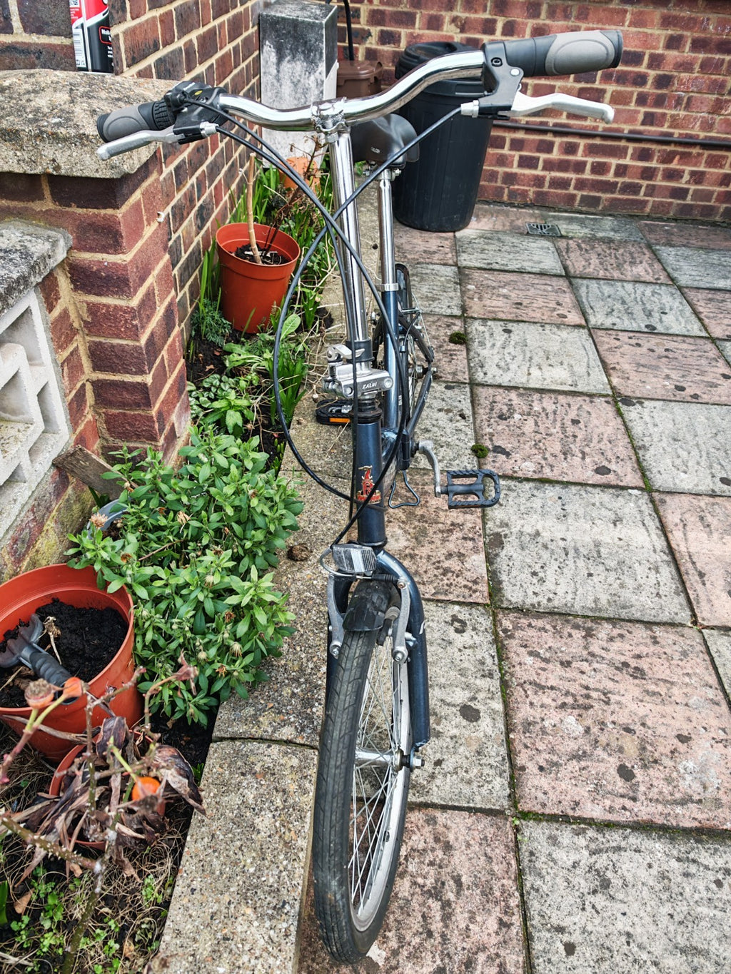 Raleigh Evo7SP Folding Bike 20-inch Wheels Great Condition
