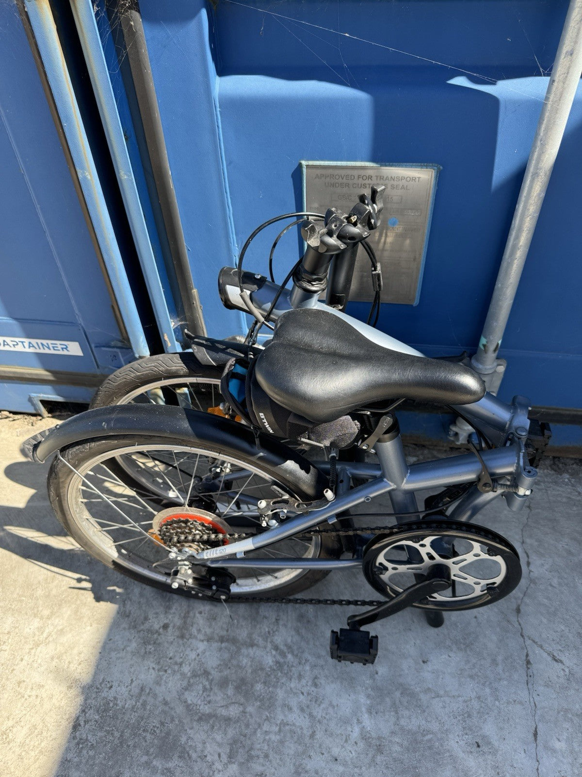 B'Twin Tilt 120 Folding Bike - Grey - in excellent condition