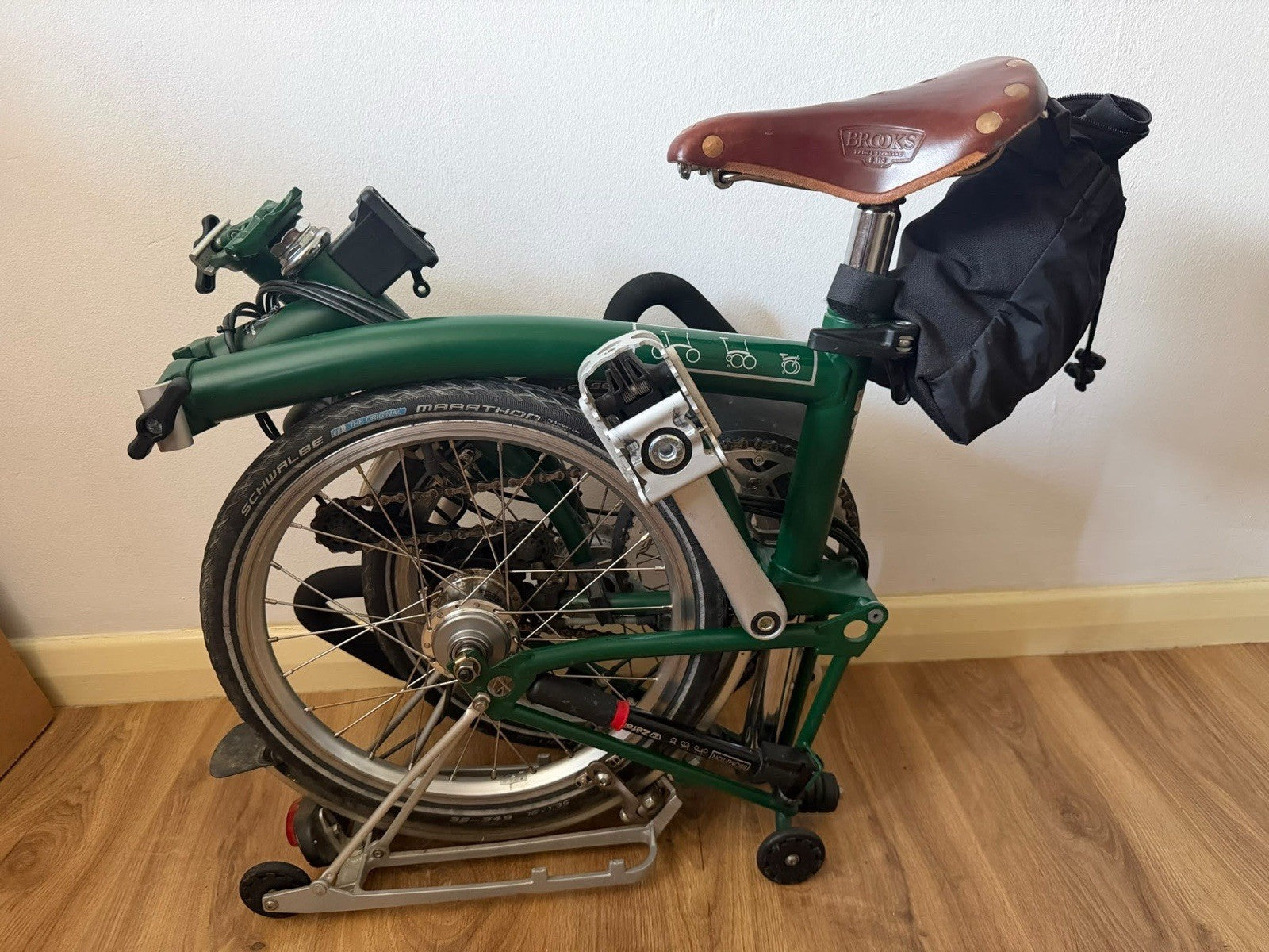 Brompton C Line P6R (6 Speed) folding bicycle - GREEN (EXCELLENT CONDITION)