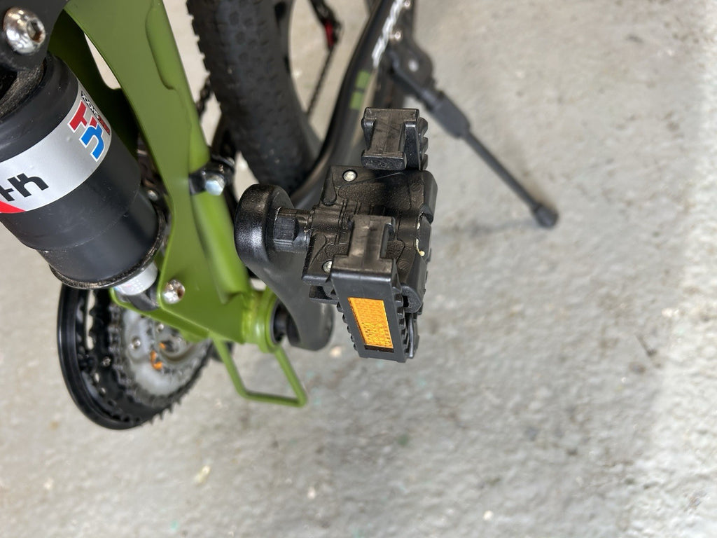 Eurobike G4 26" 21-Speed Foldable Mountain Bicycle Army Green