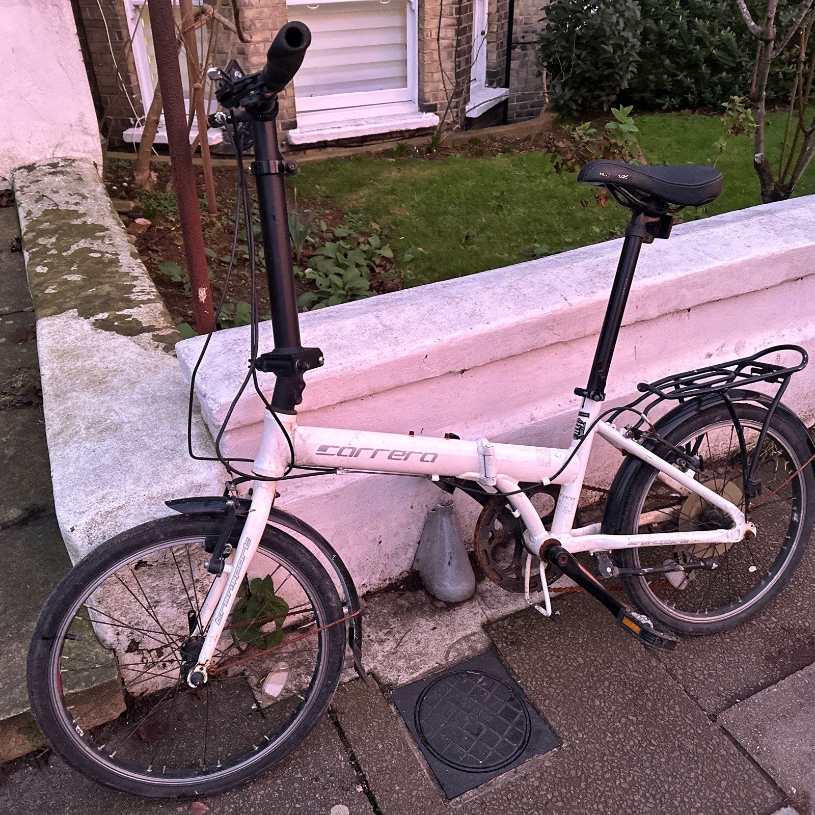 Carrera Transit lightweight Folding Bike 6061 T6 Aluminium white colour