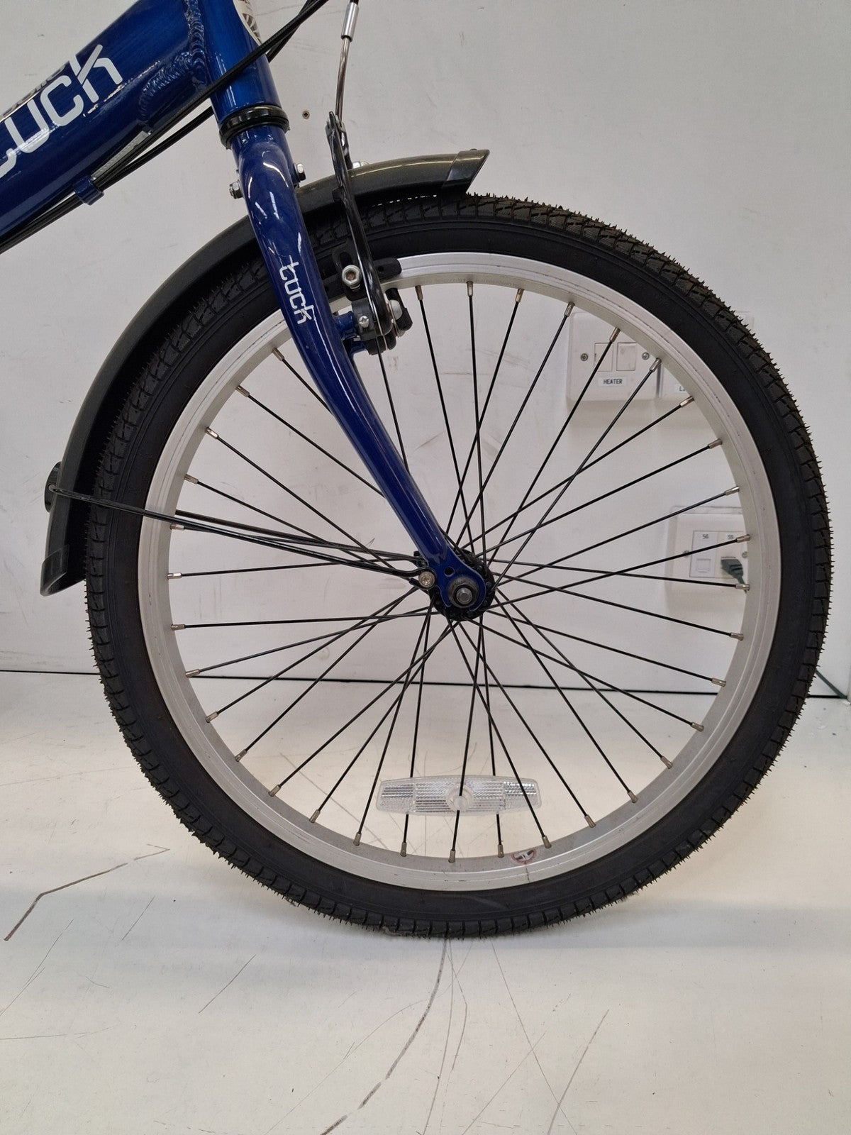 Apollo Tuck 6 Speed 20″ Aluminum Folding Bike - One Size - Blue (Damaged)
