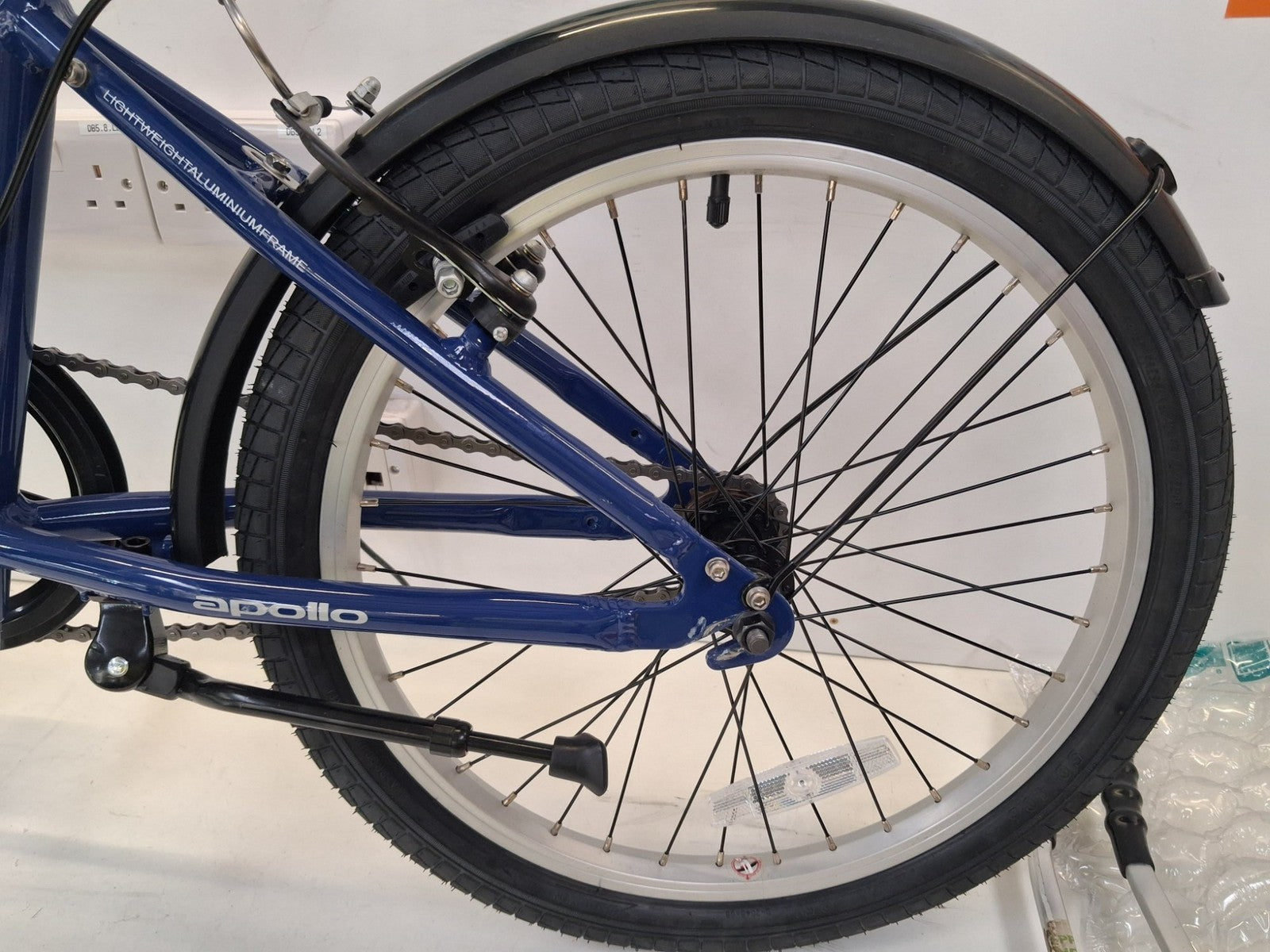 Apollo Tuck Single Speed Compact 14kg Folding Bike - Blue (Scratched/Bent)
