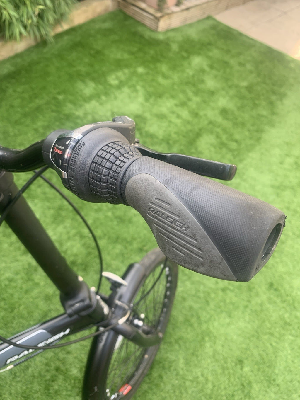 Raleigh Stowaway 20 inch folding bike