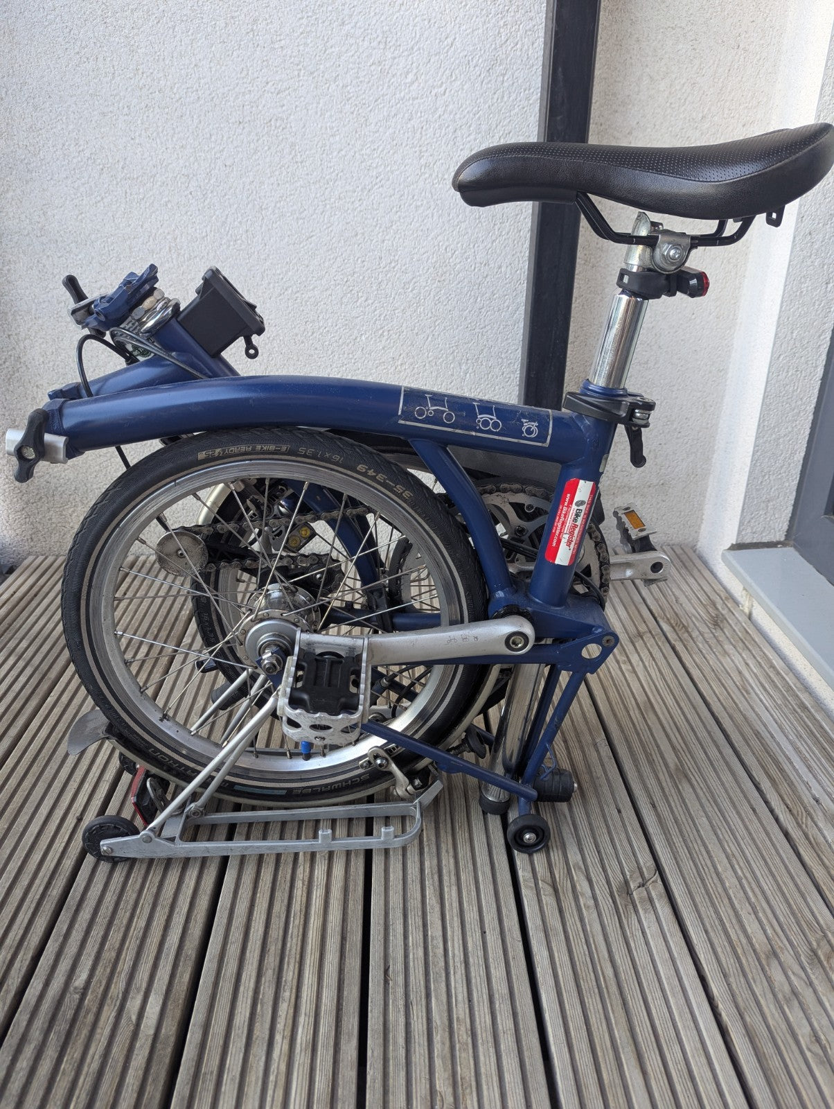 Brompton M3L Folding Bike Tempest Blue 3 Speed – Rack, Lights, Extras