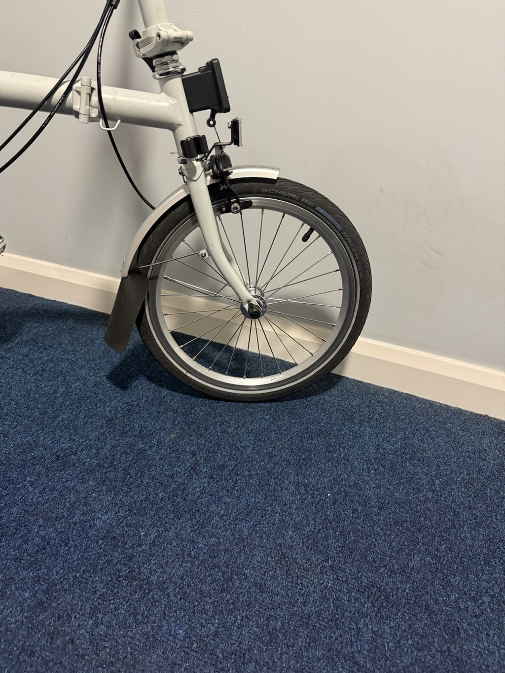 Brompton H3L 2018 Folding Bike (Excellent Condition)