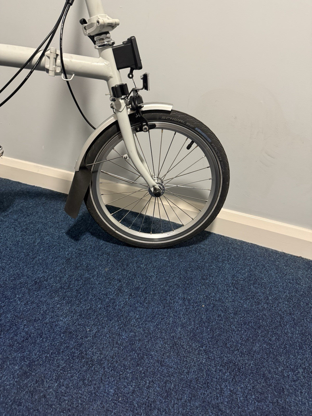 Brompton H3L 2018 Folding Bike (Excellent Condition)