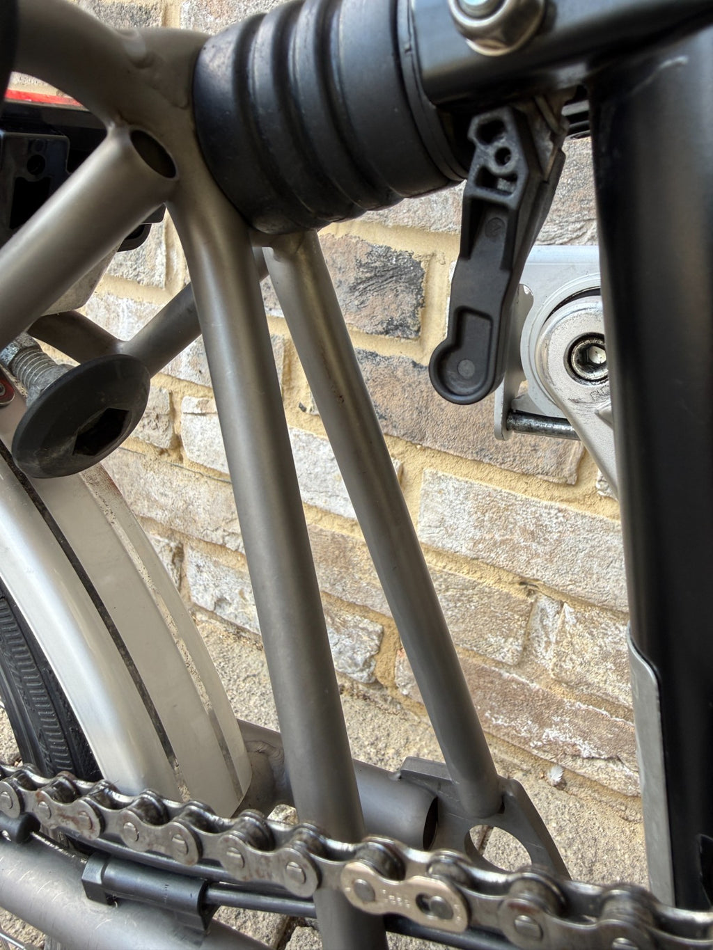Brompton S6L-X Black - Superlight Titanium - WORLDWIDE SHIPPING
