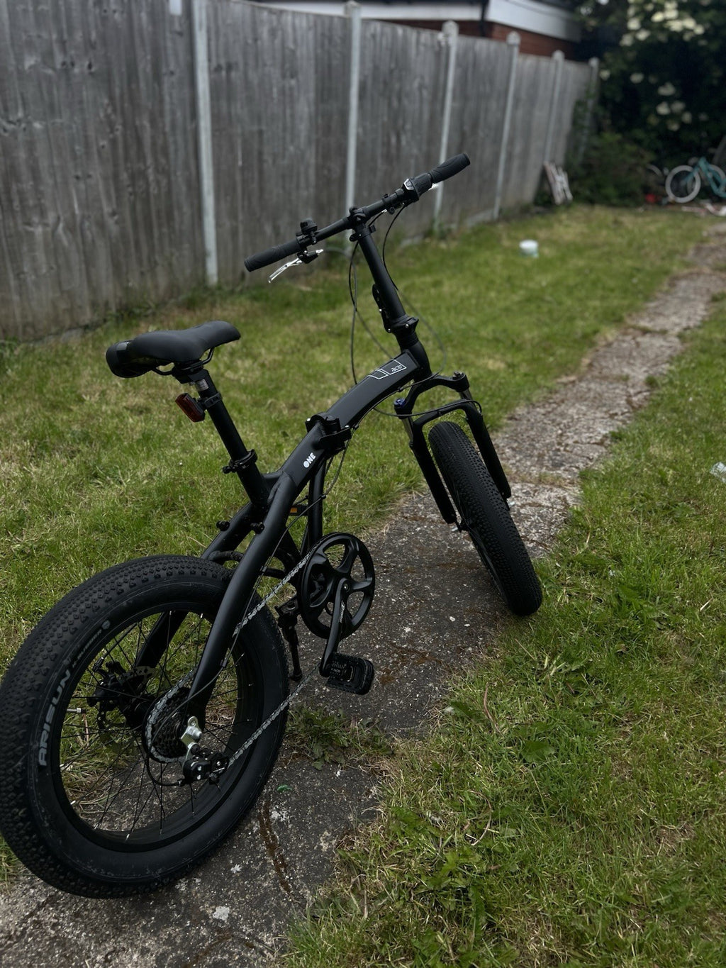 Pacto One Folding Bike 20in Black Front Suspension Mechanical Disc 1 Speed