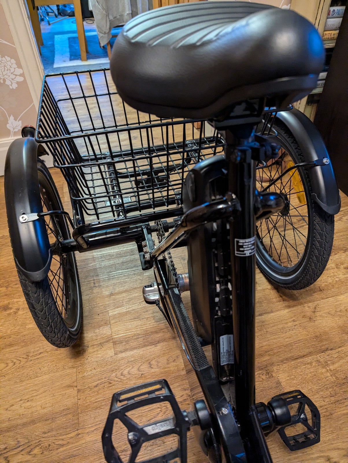 Jorvik Elite Jet E-20 Folding Trike with 20-inch Wheels