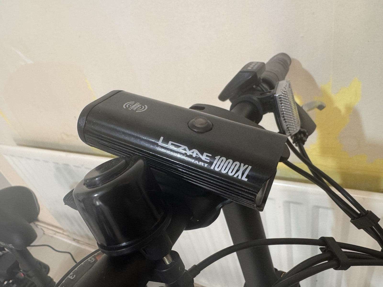 G Plus GF 20 20in Folding Bike 7-Speed Black V-Brakes and accessories.