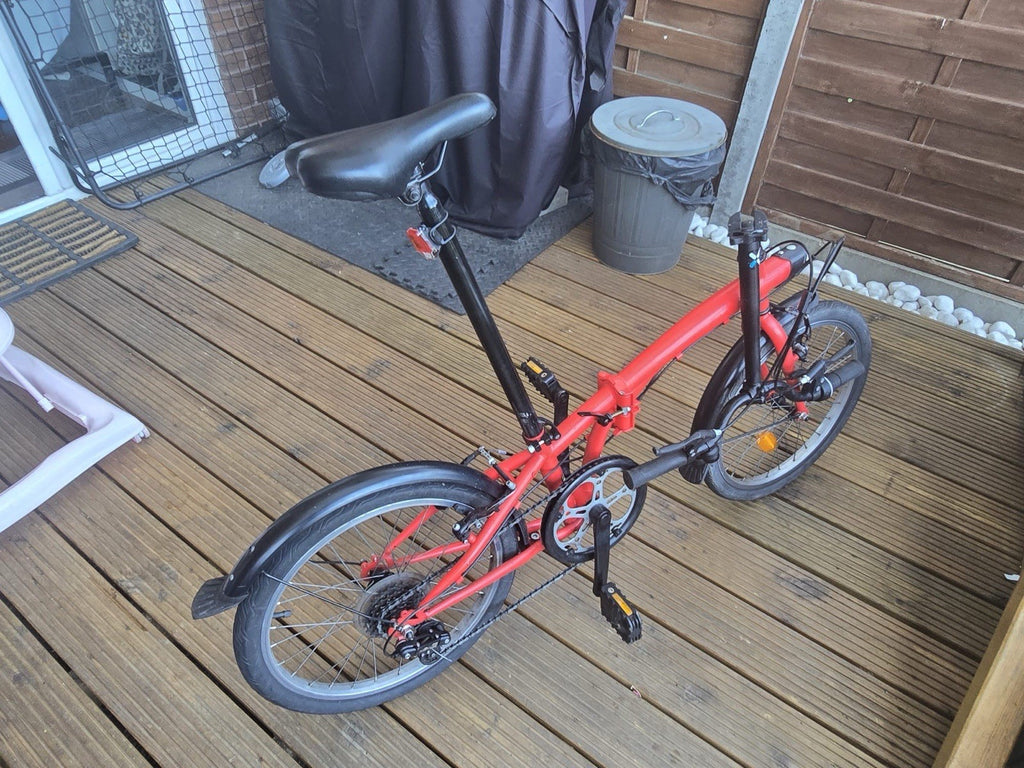 B’TWIN 20in Red Folding Bike V-Brake Mudguards Kickstand Grip Shifter