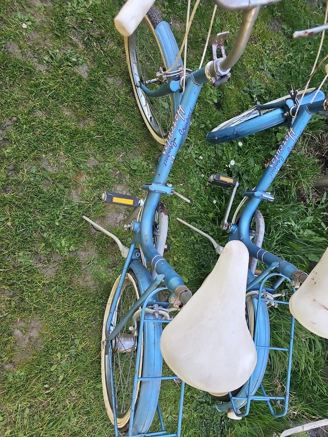 Pair of Hercules Classic folding bikes. Need Renovation.