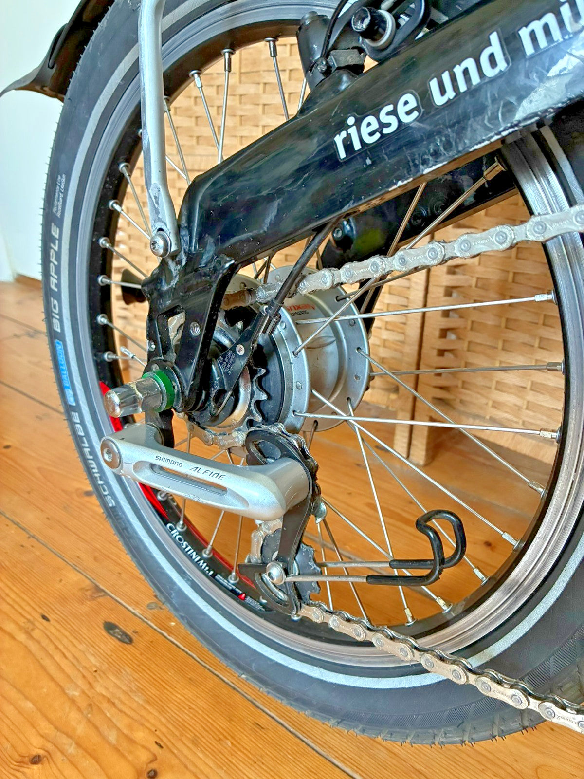 Birdy City 8 Speed Nexus Folding Bike