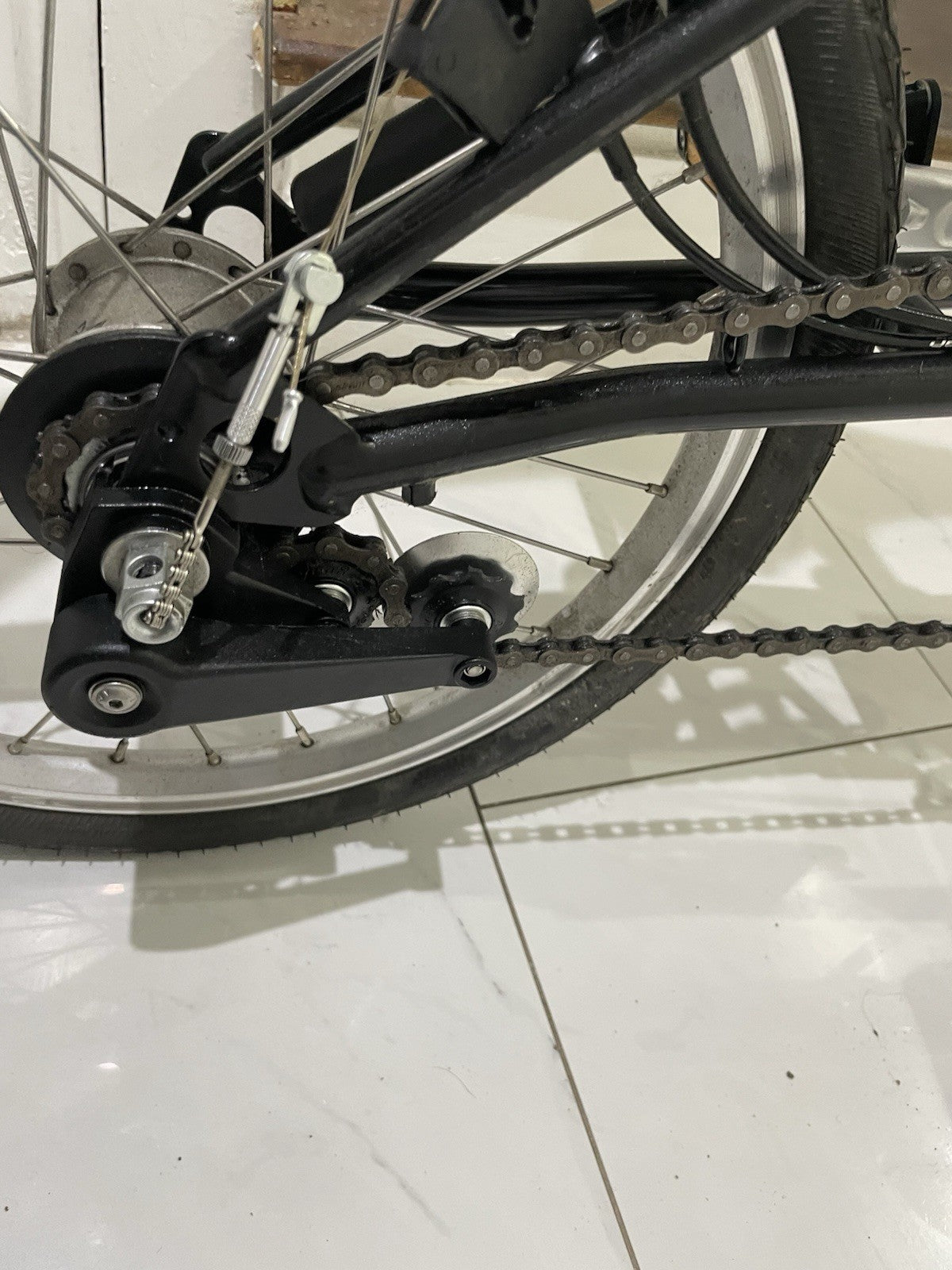 Brompton A Line Folding Bike – 3 Speed + Brompton Folding Pedal. Collection Only