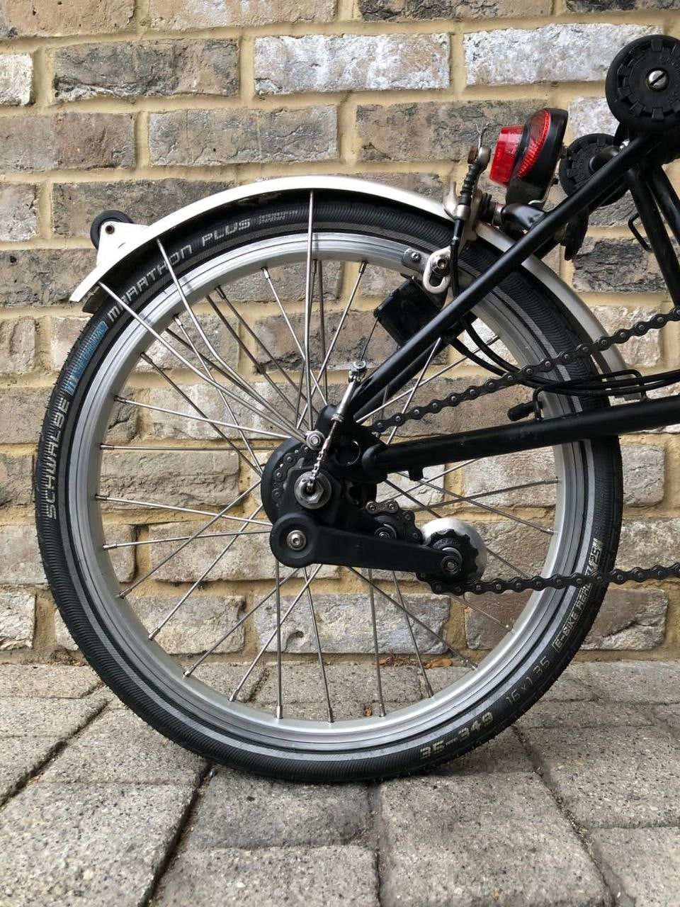 Brompton Black 3 Speed Mid M3L with Brooks Saddle & Grips - WORLDWIDE DELIVERY