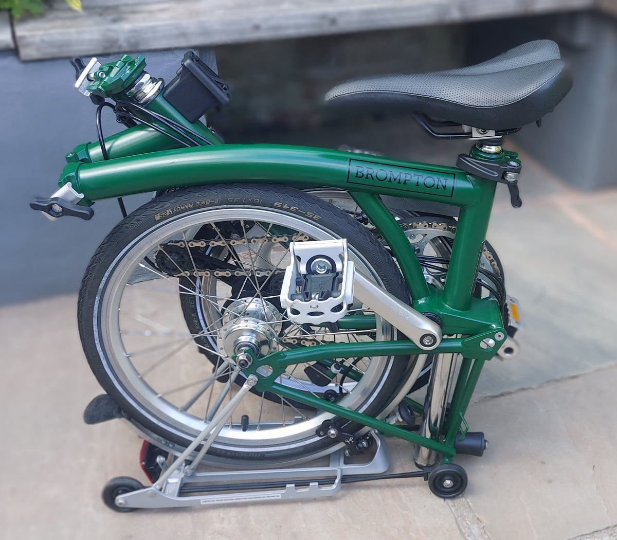 Brompton M6R C Line British Racing Green Excellent Cond less than 90 miles