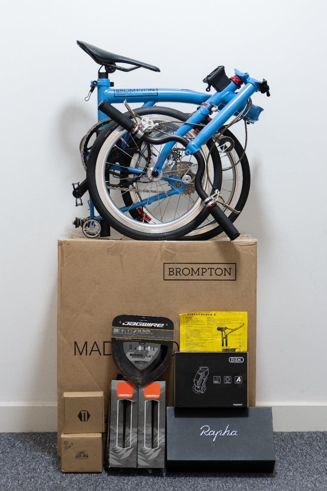 Brompton 11-26T 6 speed M bar 8.7kg Carbon Extralite H&H Ti Parts Workshop Rapha