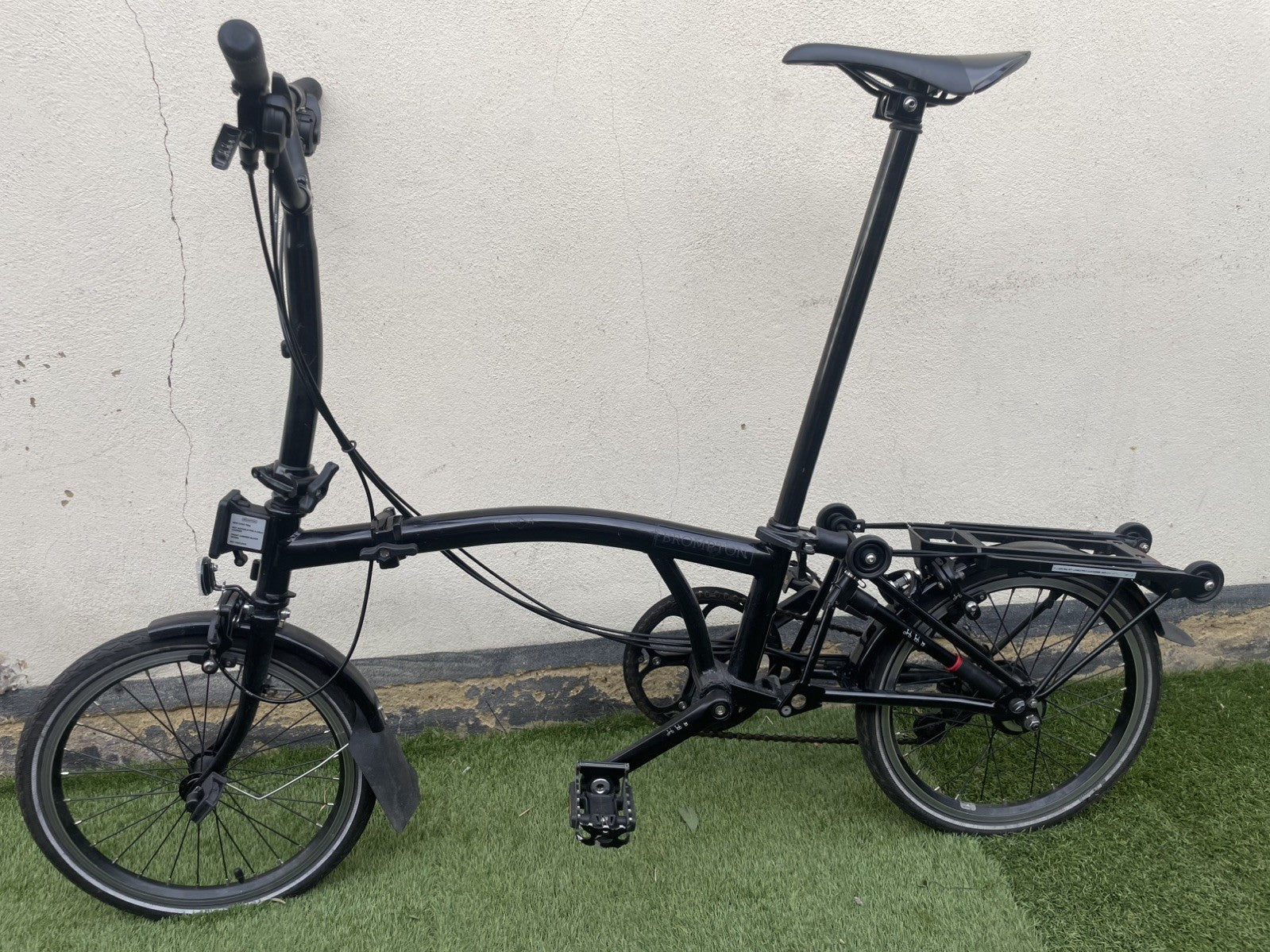 Brompton C Line M6L Black Edition Roller Rack 6‑Speed
