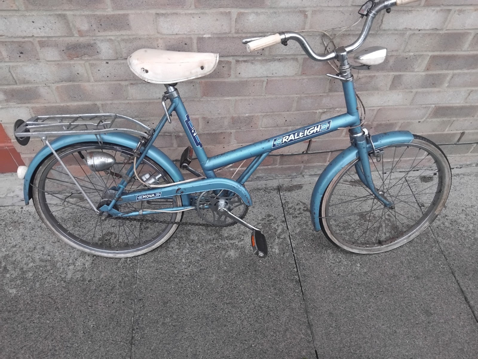 Two Vintage Bikes Raleigh Nova & Marlboro Trekker Folding Bike
