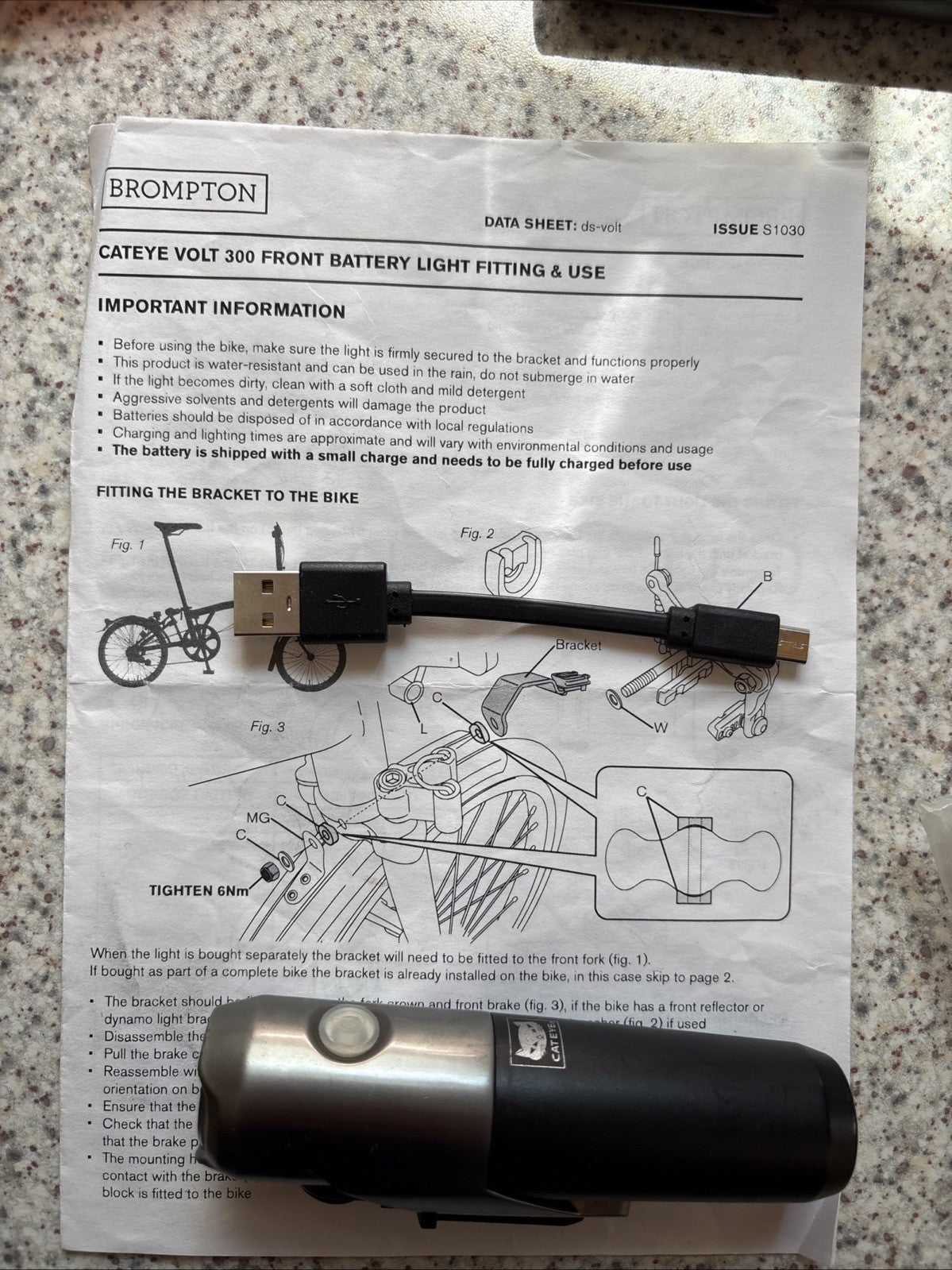 Brompton P6R Black Folding Bike - 6 Speed 2015 with Luggage Rack and Bungees