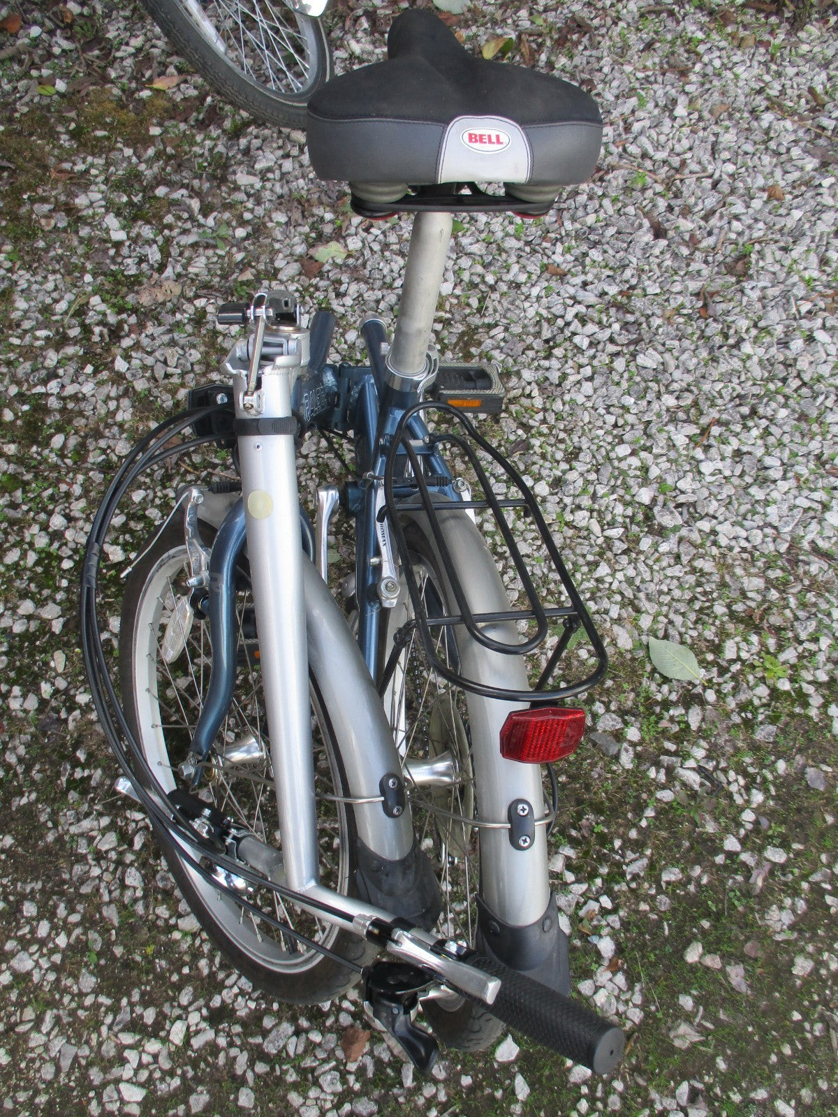Raleigh Boardwalk Folding bicycle 20” wheels 6 speed, excellent condition