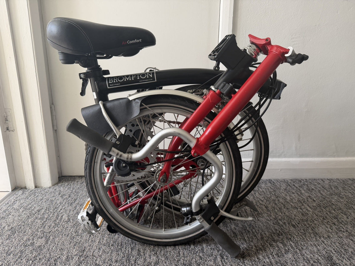 Brompton M3L (3 Speed) folding bicycle - Black/Red  (EXCELLENT CONDITION!)