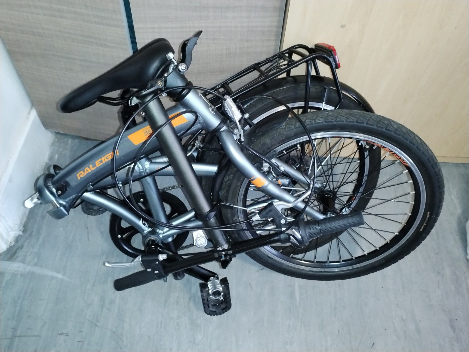 Raleigh Stowaway Folding Bike