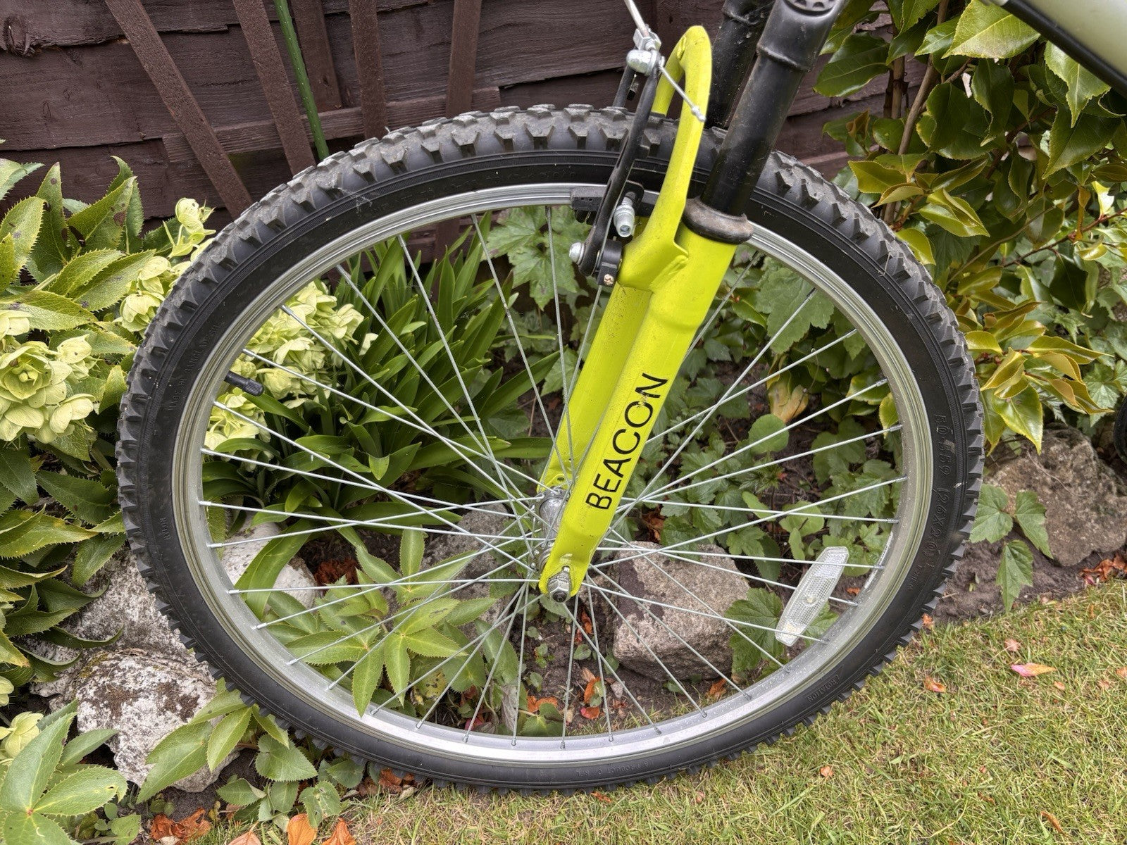 Folding Bike - Challenge Beacon 26" Mountain Bike 18-Speed, Front Suspension,