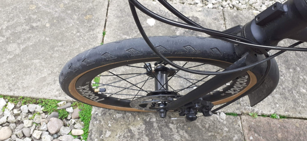 MINT bike 9 Speed Folding Bike with 16 Inch 349mm Wheels with disc brakes.