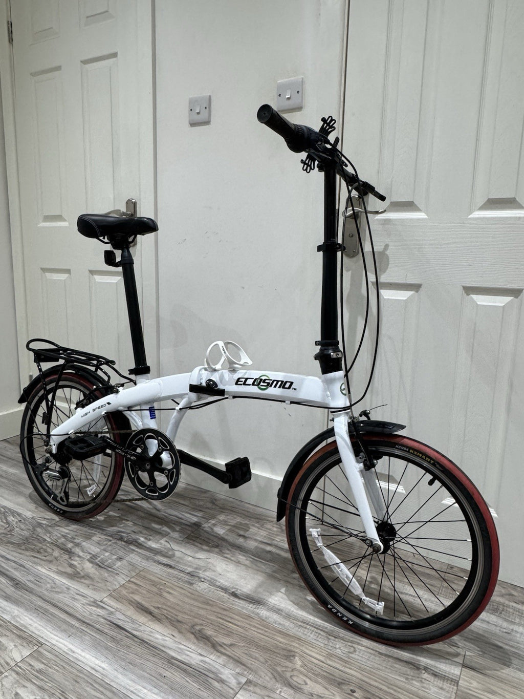 Ecosmo 20 Inch Light Weight Alloy Folding City Bike In Excellent Condition