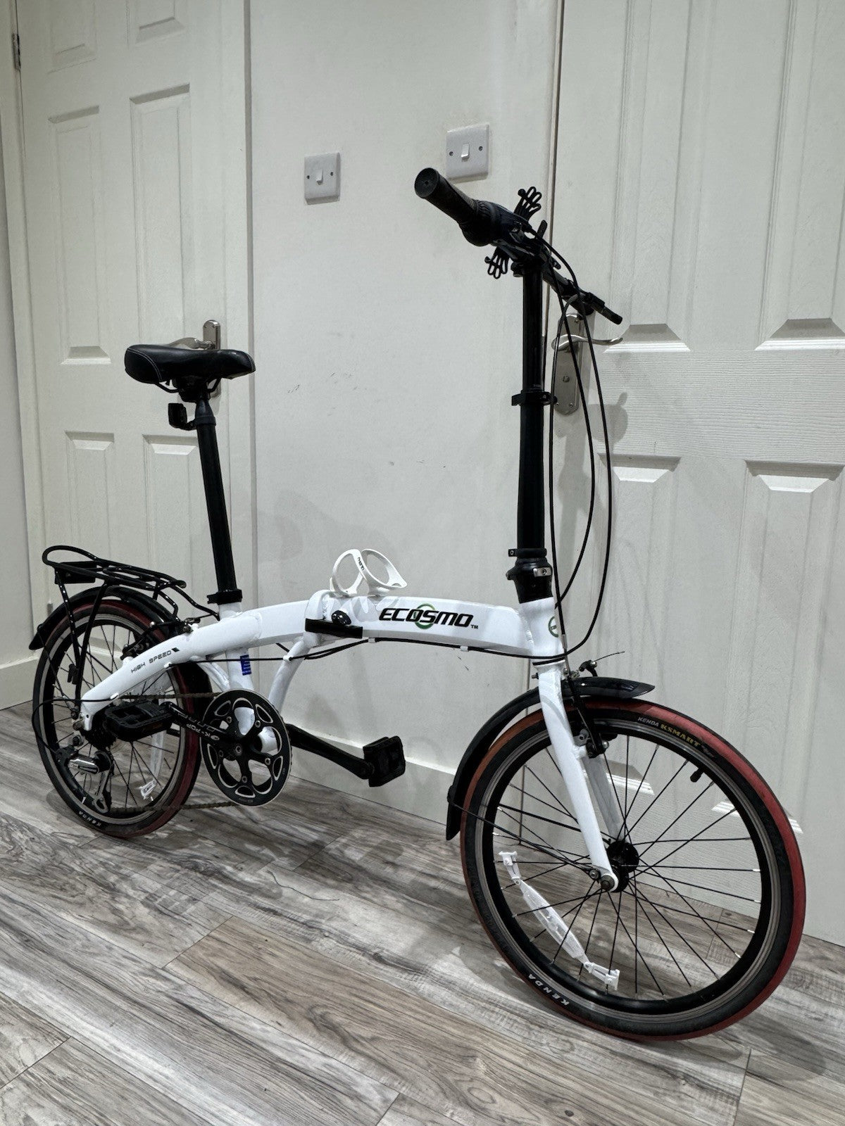 Ecosmo 20 Inch Light Weight Alloy Folding City Bike In Excellent Condition