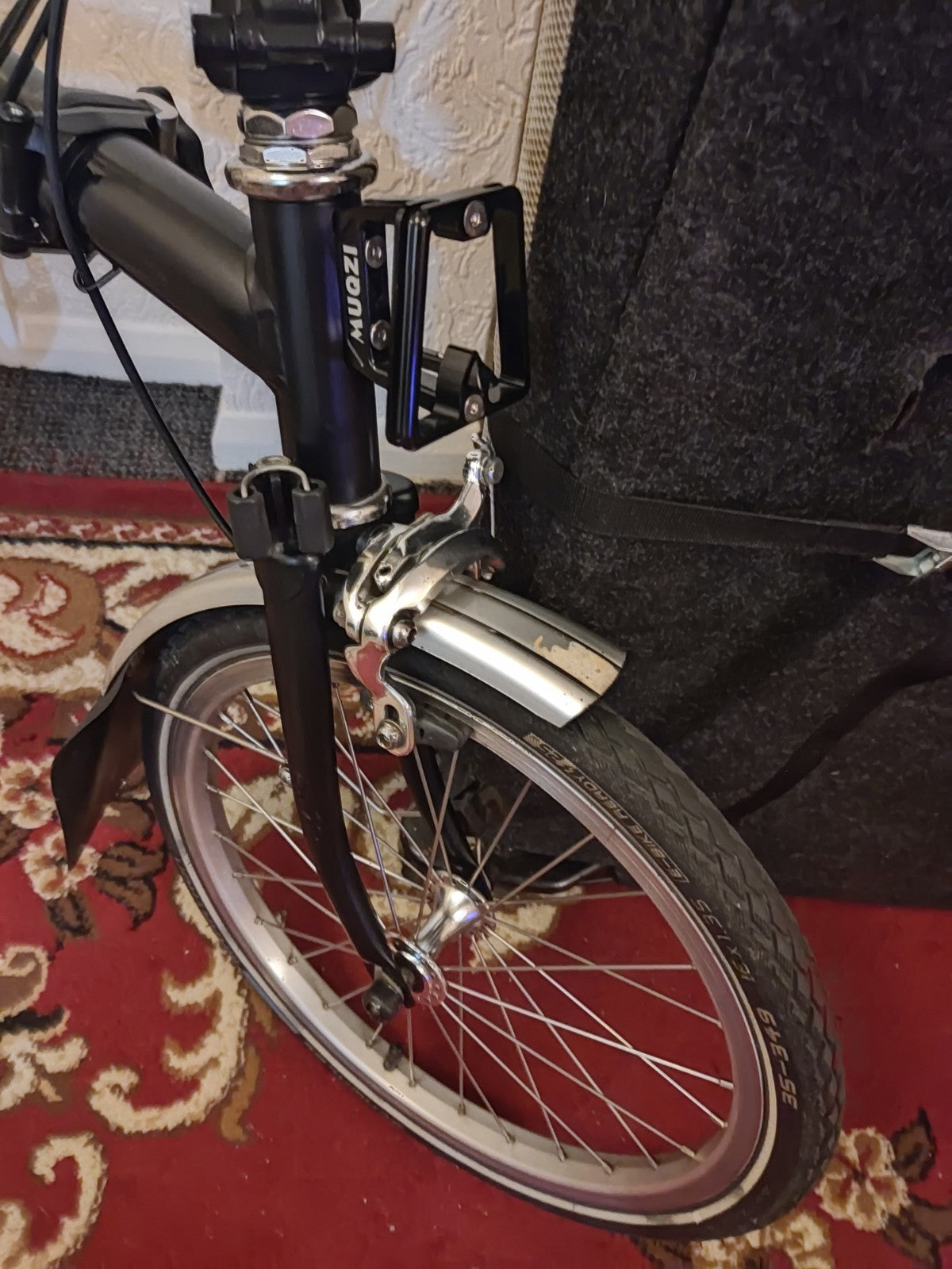 Brompton Folding Bike 6-Speed Black