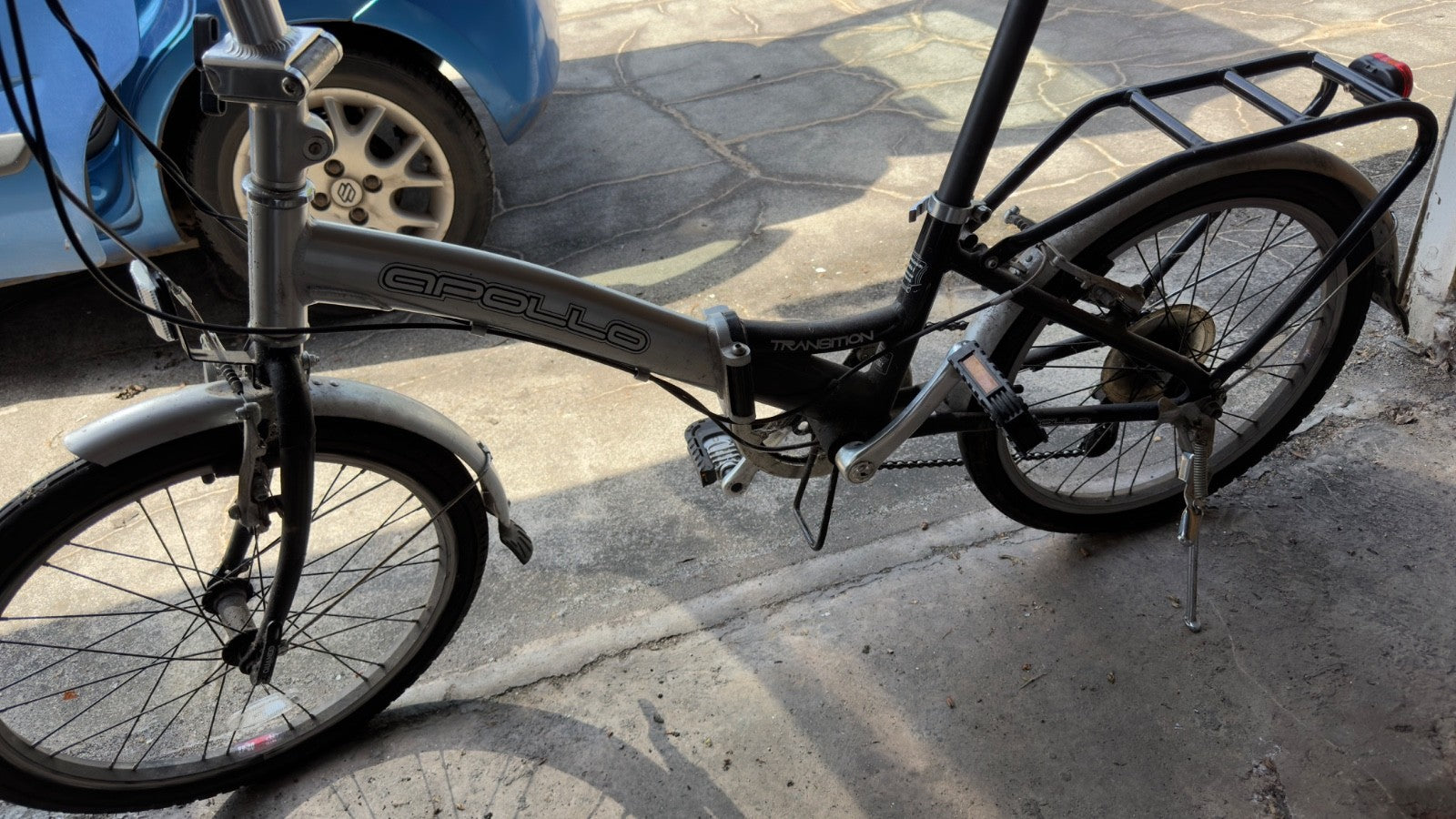 Folding Bike Apollo Transit 20”wheels Aluminium Frame 6 Gears Revoshift.