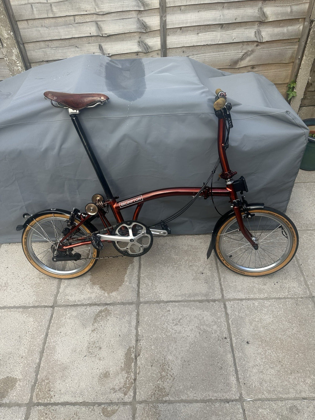 Brompton S6L, excellent condition £600+ in upgrades.