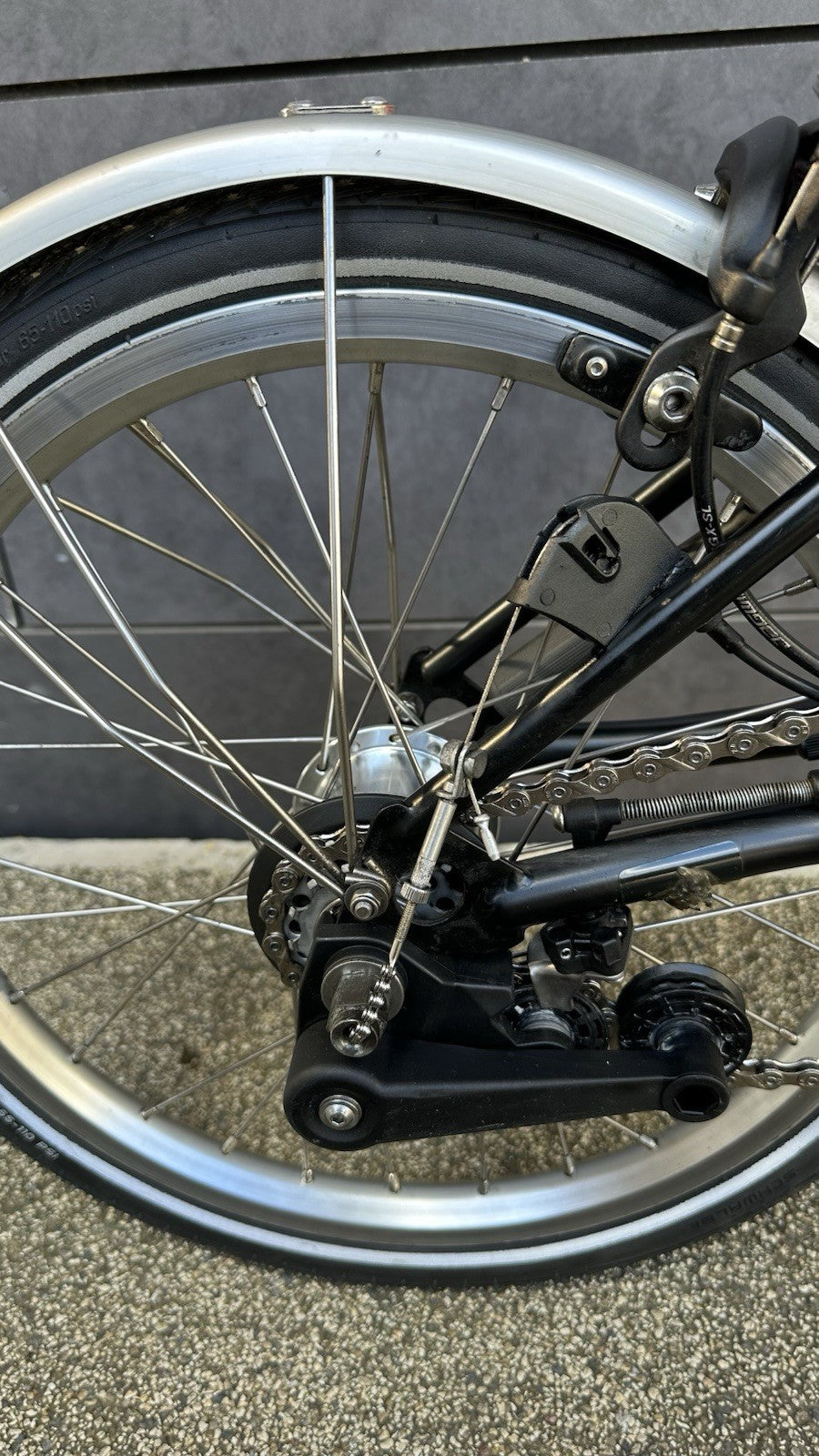 Brompton H6L Black (6 Speed) – 2021 - Fully Serviced, Excellent Cond + Extras