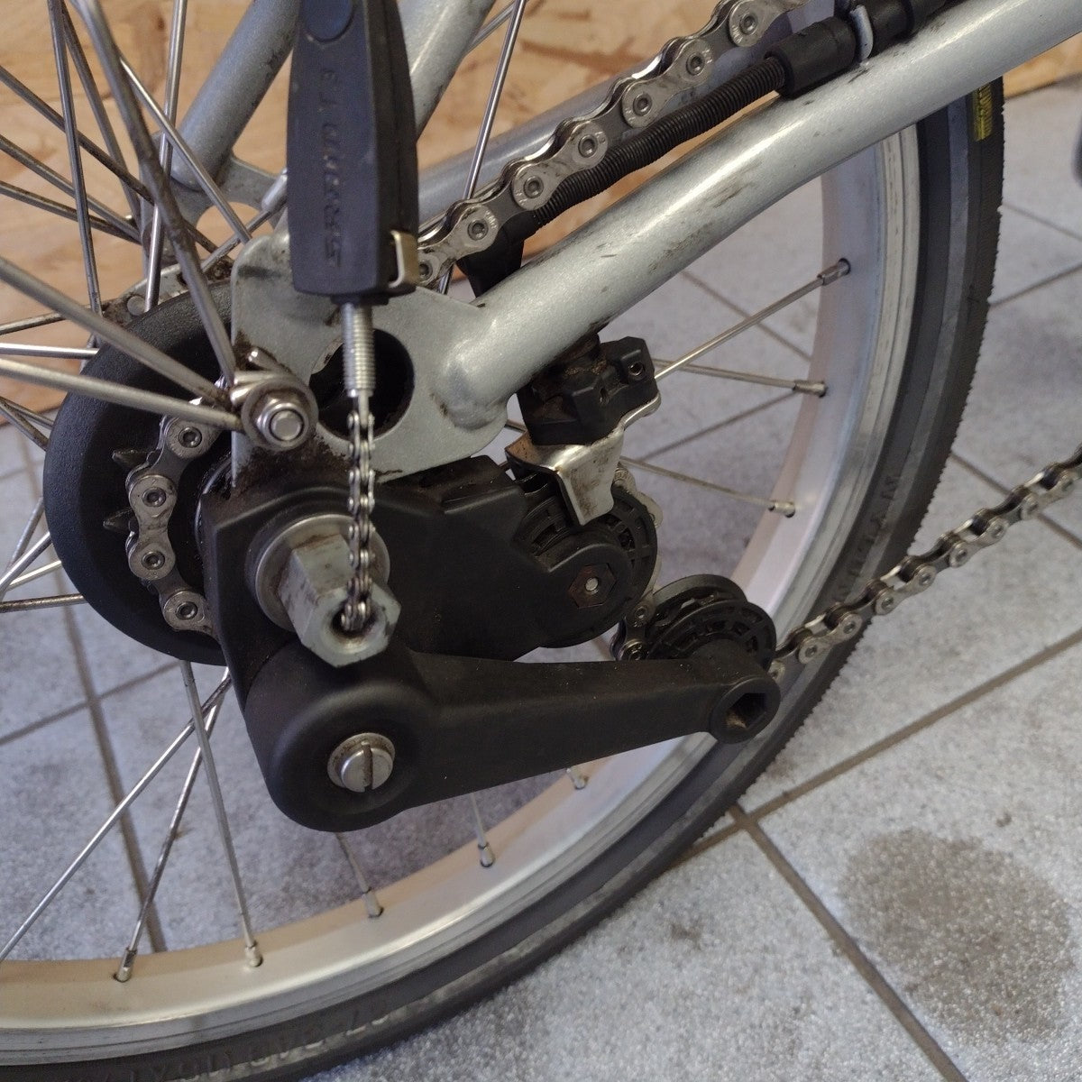 Brompton M6L 2007 Folding Bike Black Serviced Ready To Ride Six-Speed Hub Gear