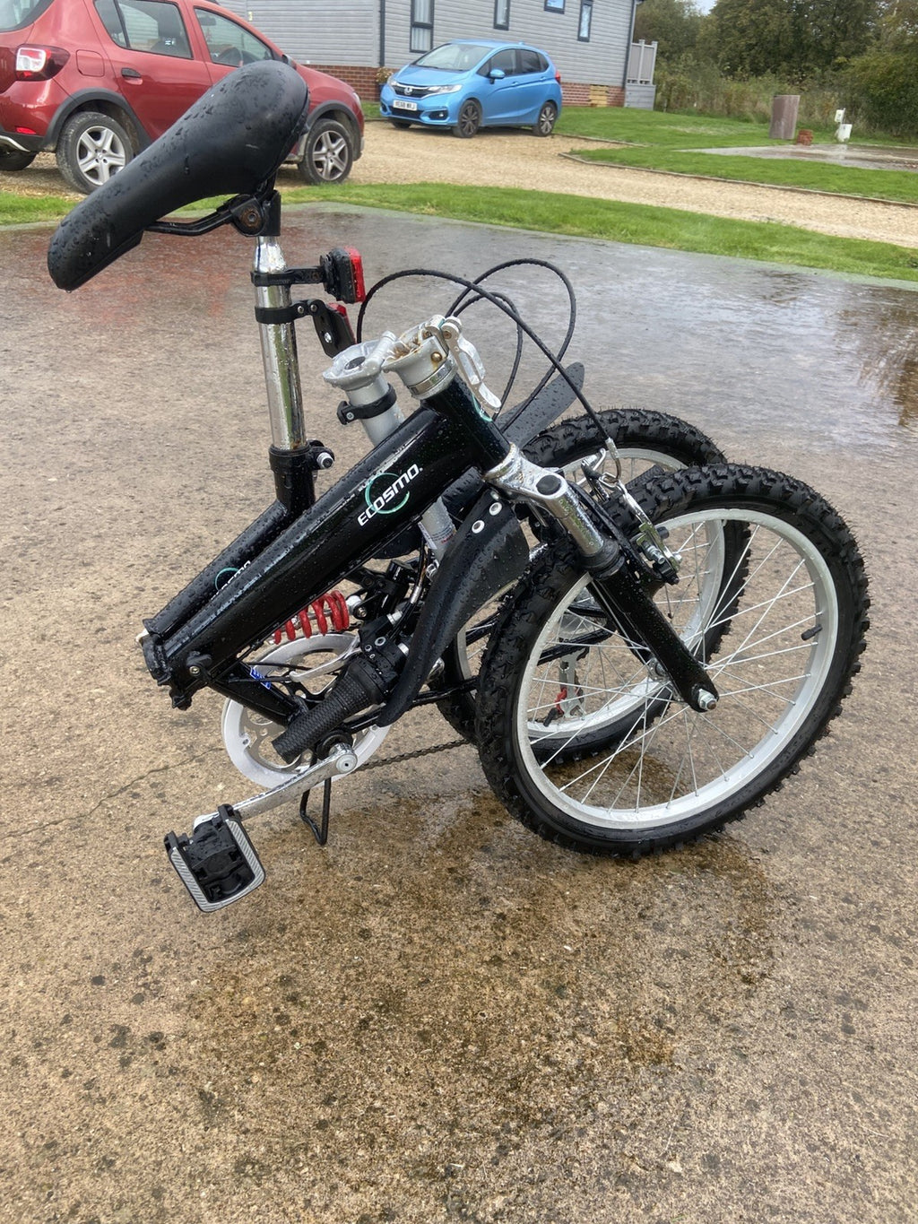 Ecosmo 20" folding city bike In Excellent Condition with full suspension