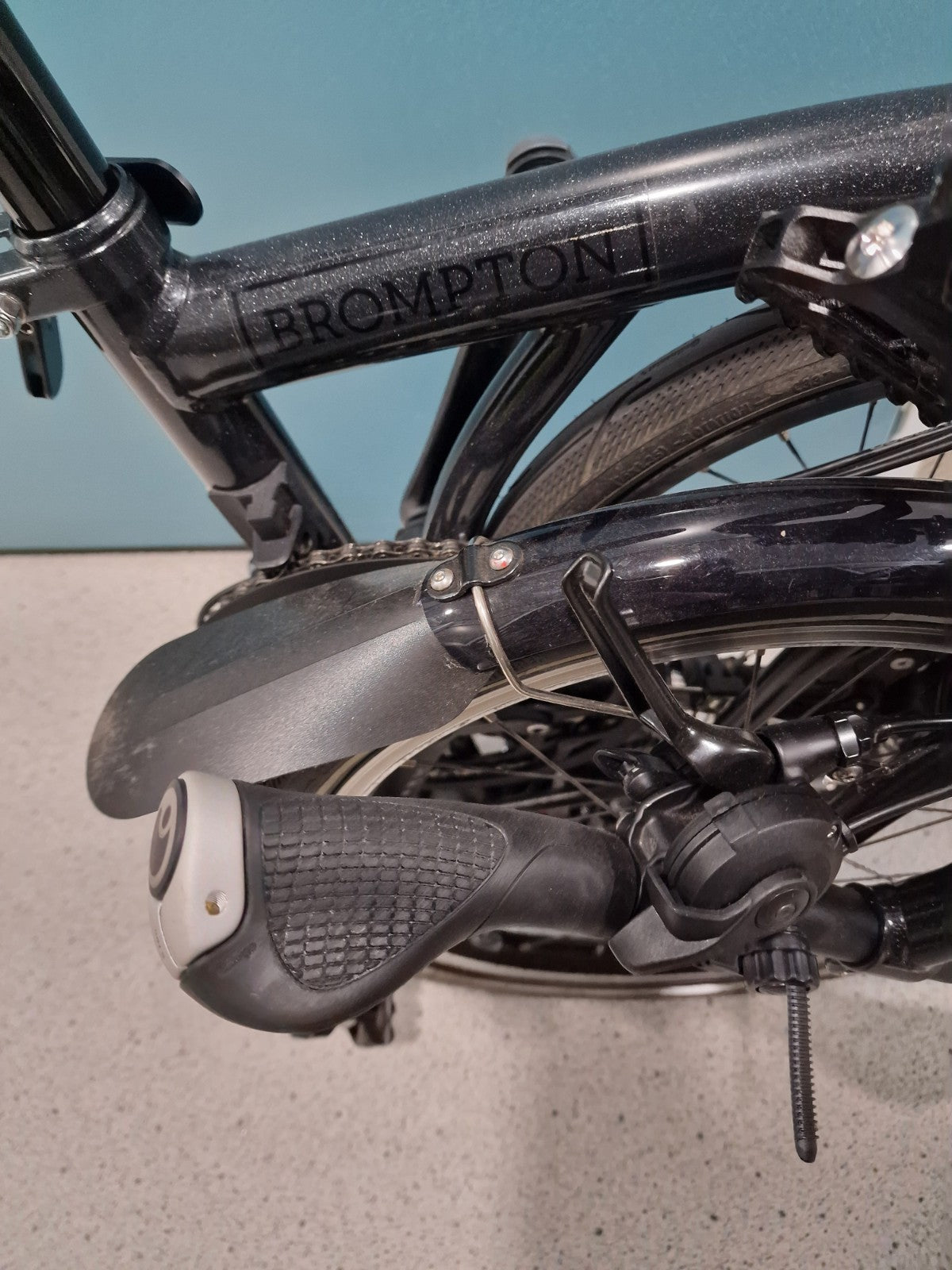 Brompton P Line Explore 12 Speed Folding Bike in Excellent Condition